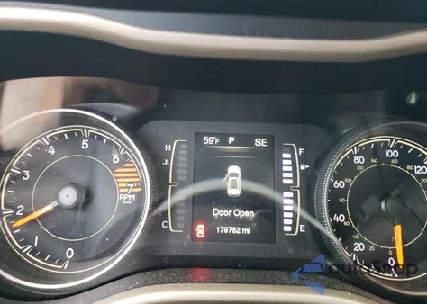 2018 Jeep Cherokee Latitude из США, поврежденный, VIN 1C4PJLCB7JD552065